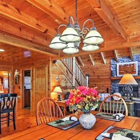 Solid Ground Lodge With Yard! Pigeon Forge Exterior foto