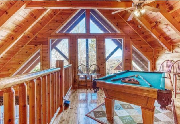 Ferienhaus Solid Ground With Yard! Pigeon Forge